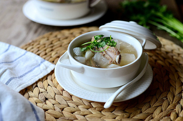 羊肉蘿卜湯